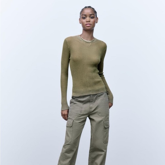 Zara Tops - Zara ribbed long sleeve, size S.